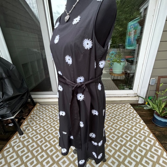 Talbots Dress - Black Embroidered - 10P - Picture 11 of 14